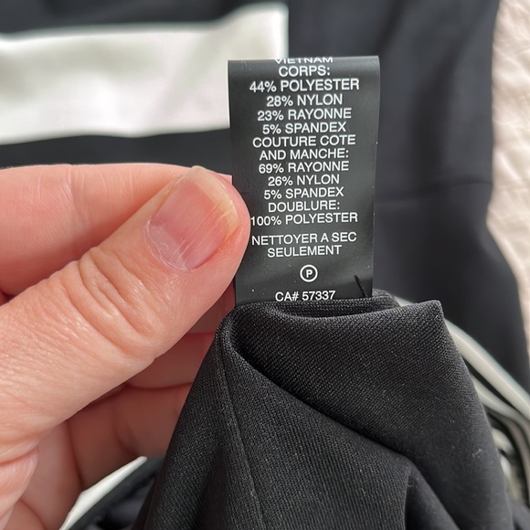 💥VINCE CAMUTO BLACK AND WHITE DRESS💥✨PERFECT CONDITION✨ ⁉️ MAKE AN OFFER ⁉️ - Picture 3 of 4